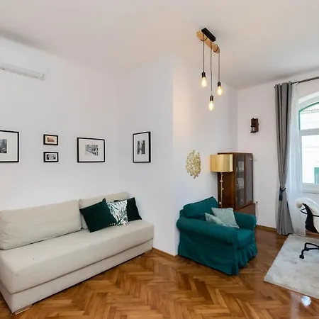 Jelena Delta * Rijeka