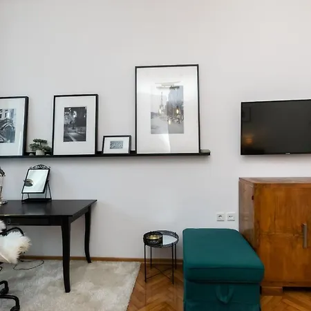 Jelena Delta Apartment