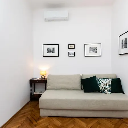 Apartment Jelena Delta